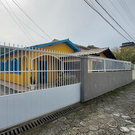 Casa 300M Da Praia Com Lindo Jardim! Florianópolis Exteriér fotografie
